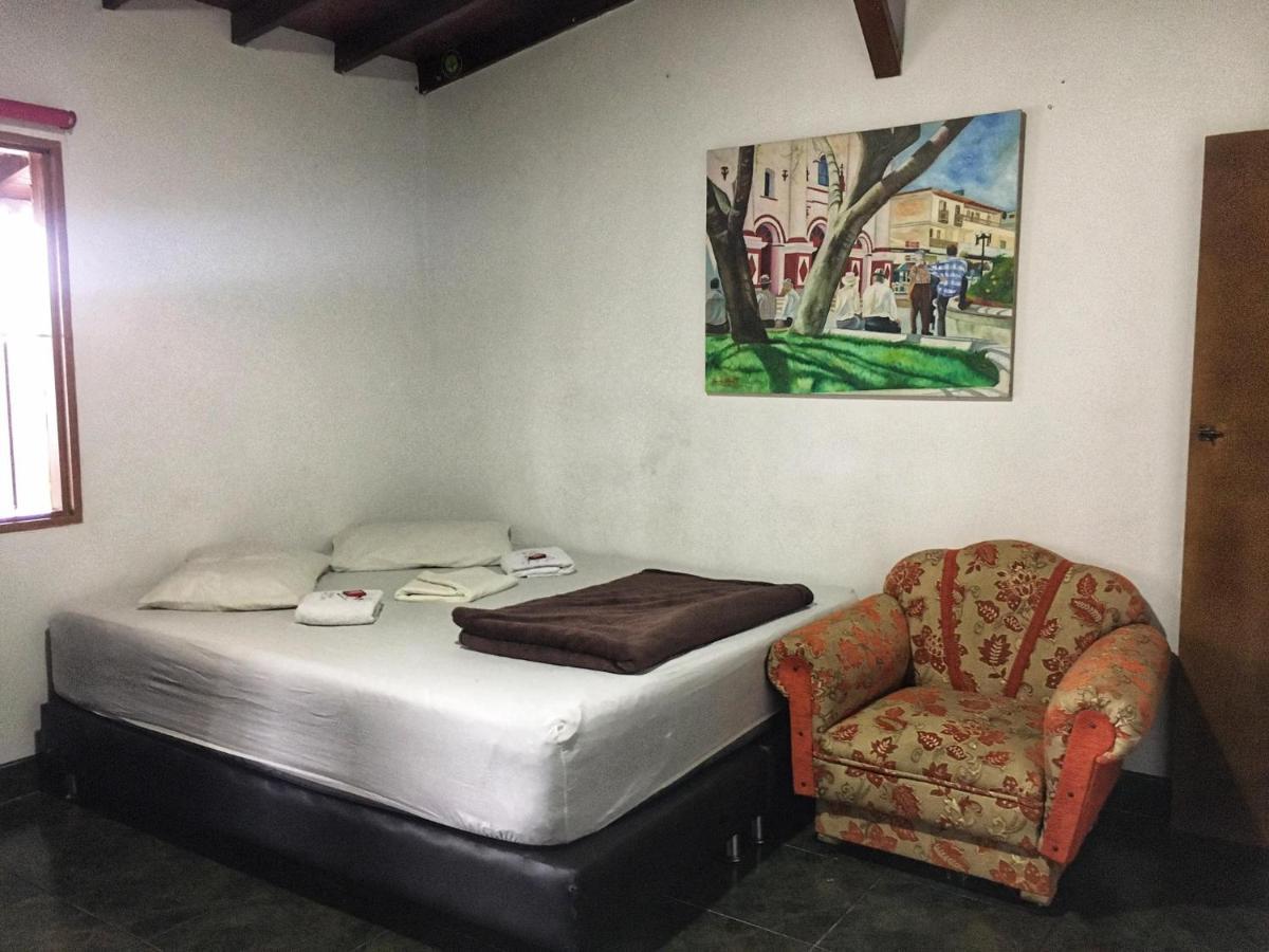 La Casona Hostel Guatapé Екстериор снимка